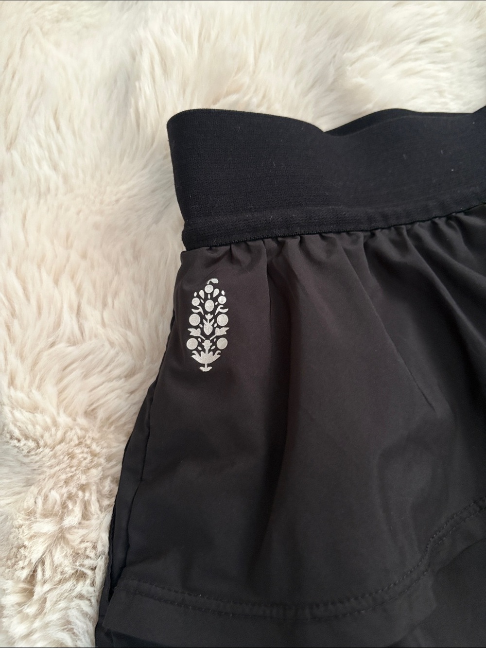 FreePeople Balck athletic shorts with ruffle - Picture 2 of 8